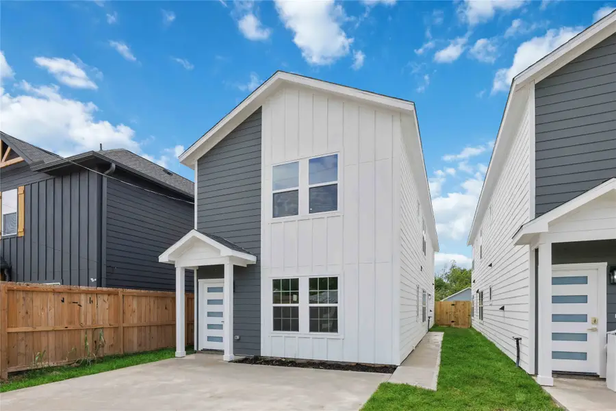 7502 Laura Koppe Road #C-D, Houston, TX 77028 - #2