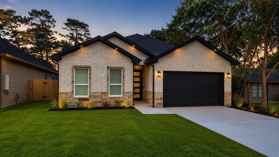 711 S Carroll, La Porte, TX 77571 - #2