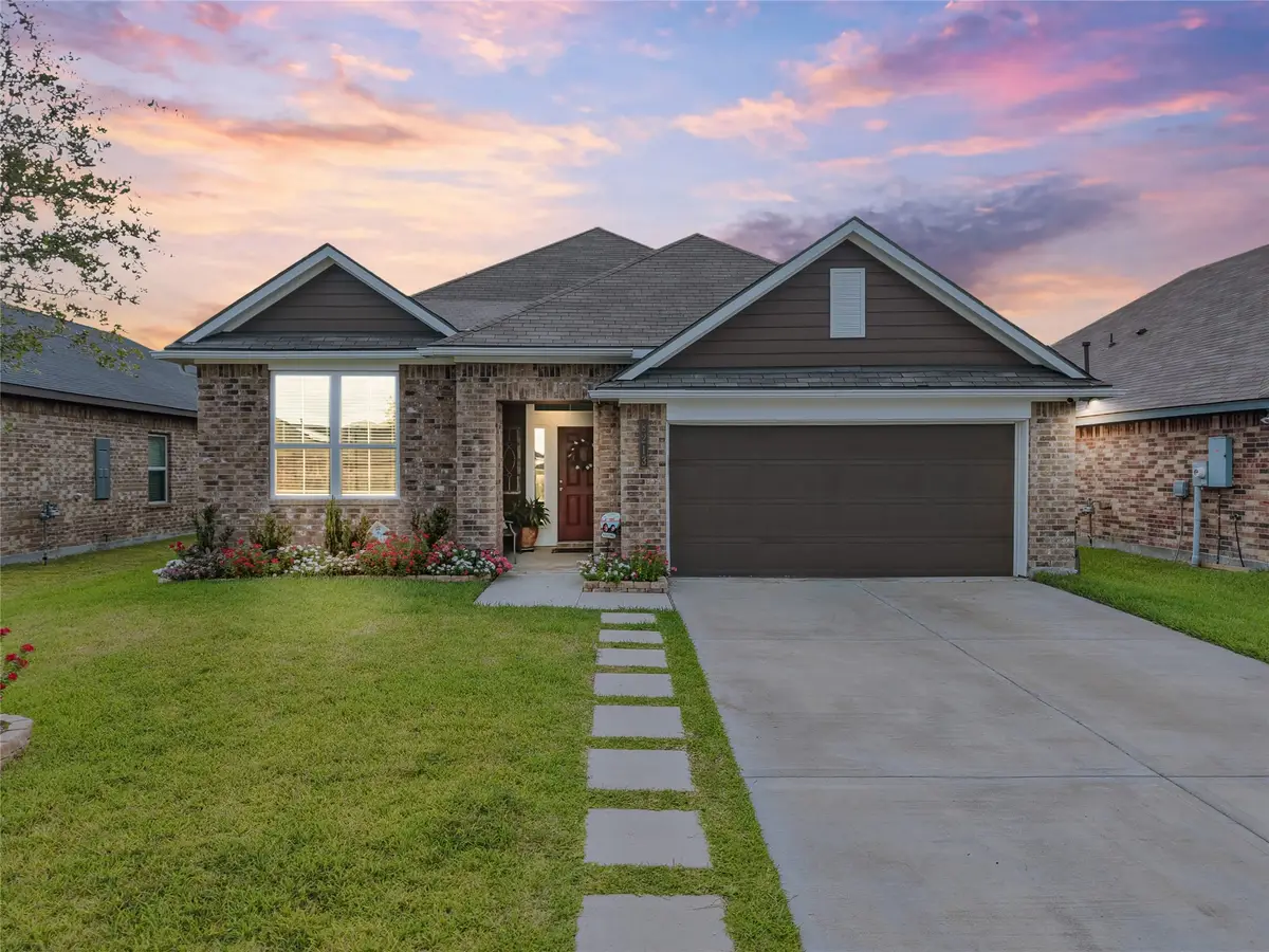 8213 Ocean Jasper Lane, Texas City, TX 77591 - #1
