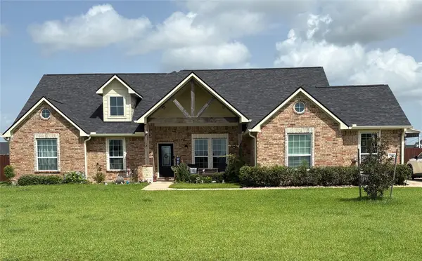11018 Stallion Drive, Needville, TX 77461