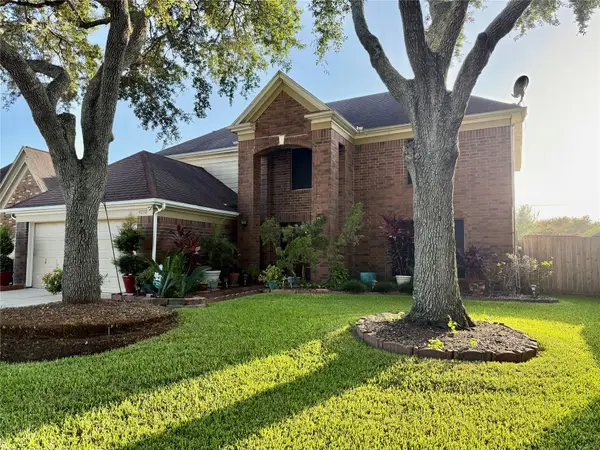 4010 Ivywood Drive, Pearland, TX 77584
