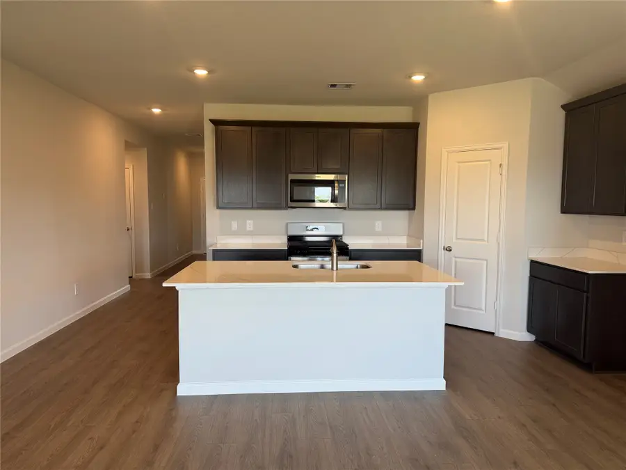 1107 Legrand Street, Brenham, TX 77833 - #2