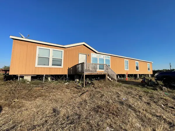 20127 W Paloma Loop, Rosharon, TX 77583