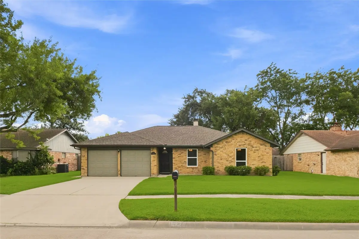10527 Sageyork Drive, Houston, TX 77089 - #1