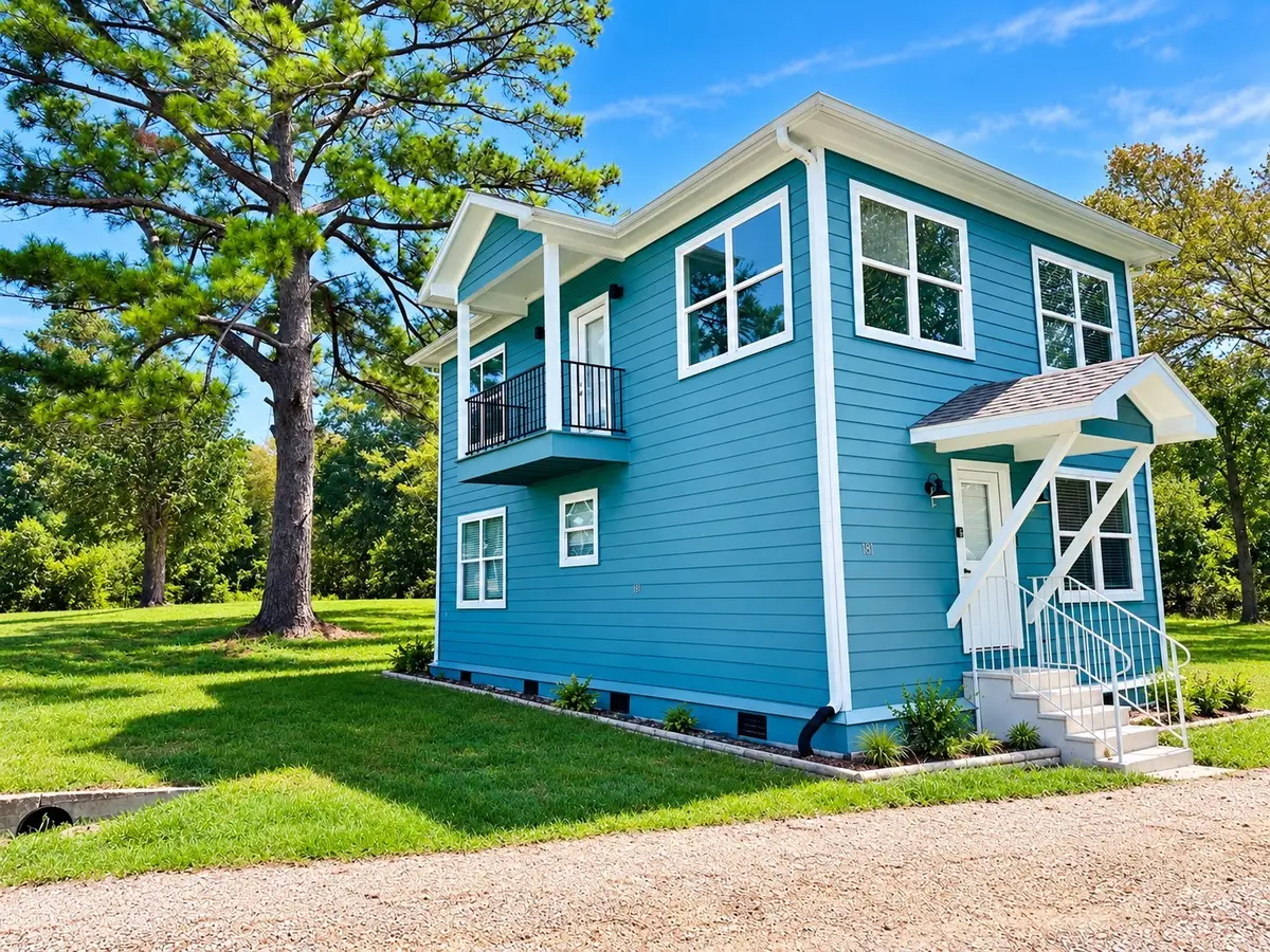 189 W Lakeview, Onalaska, TX 77360 - #1