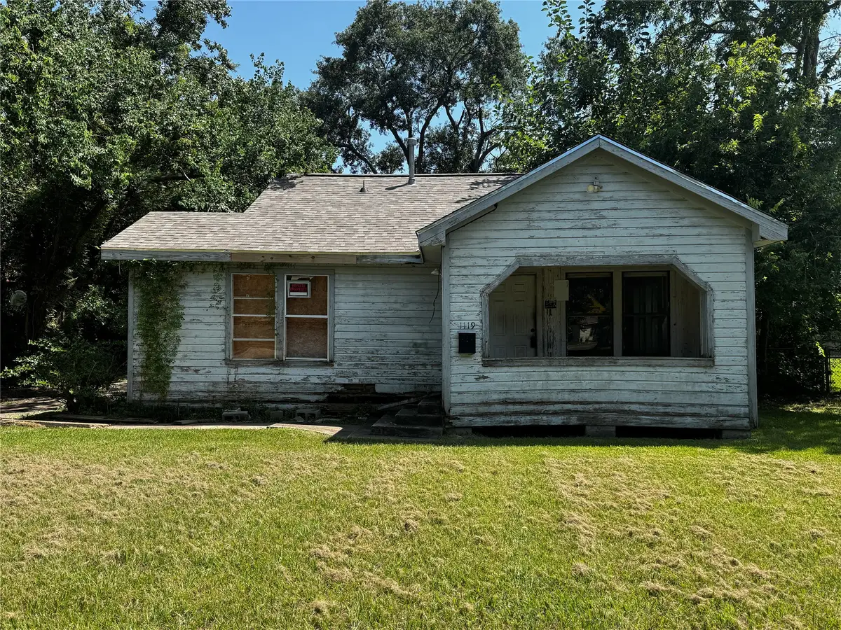 1119 15th Avenue N, Texas City, TX 77590 - #1