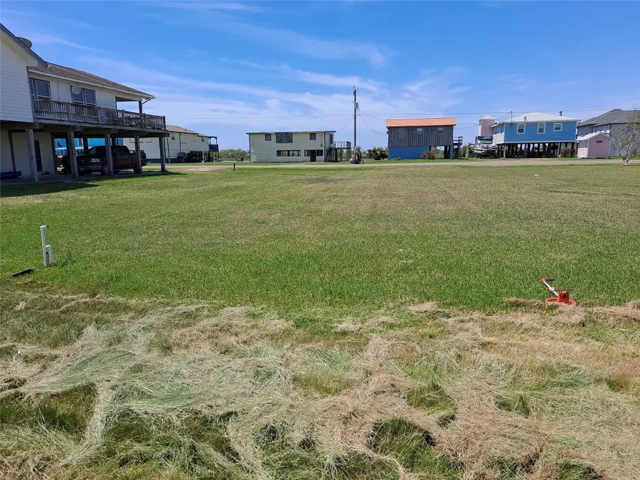 685 Blue Water Boulevard, Sargent, TX 77414 - #2