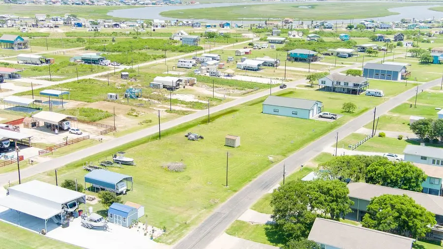 685 Blue Water Boulevard, Sargent, TX 77414 - #3