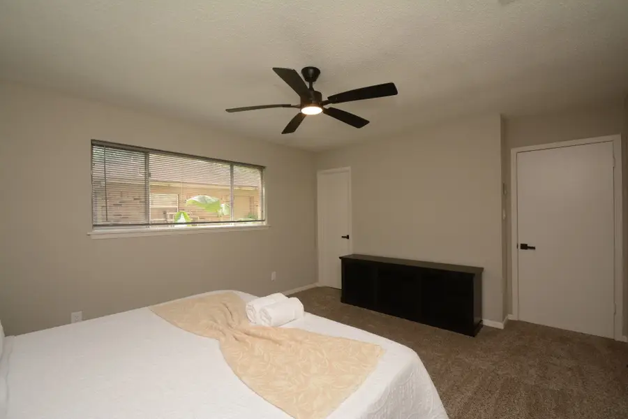 406 Christina Lane, Friendswood, TX 77546 - #3