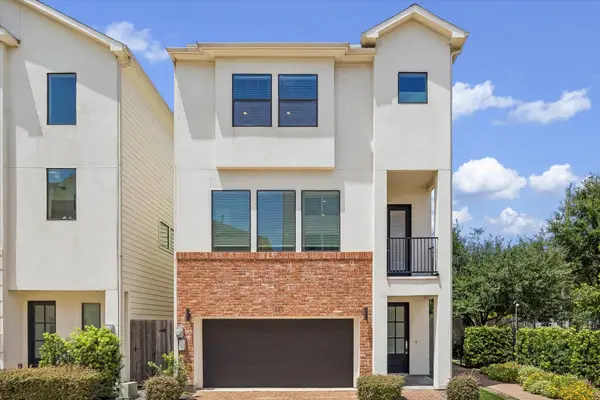 1029 Green Kensington Drive, Houston, TX 77008