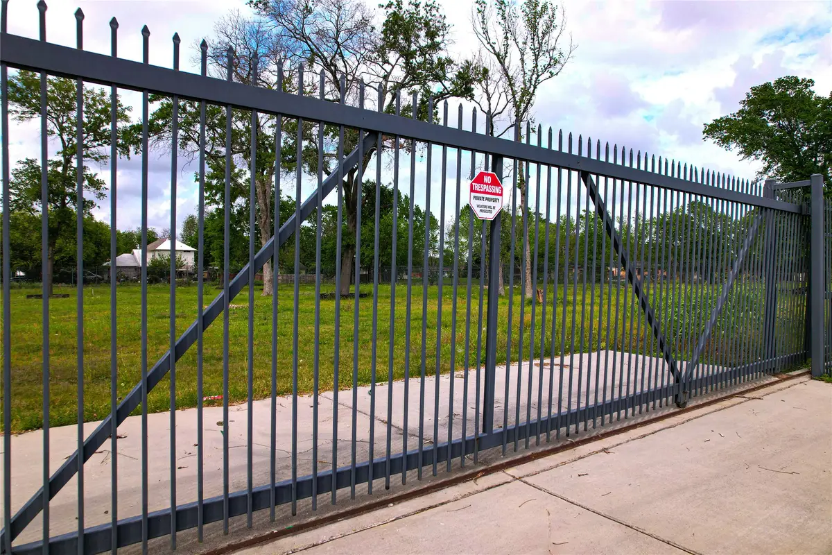 407 Victoria Drive, Houston, TX 77022 - #1