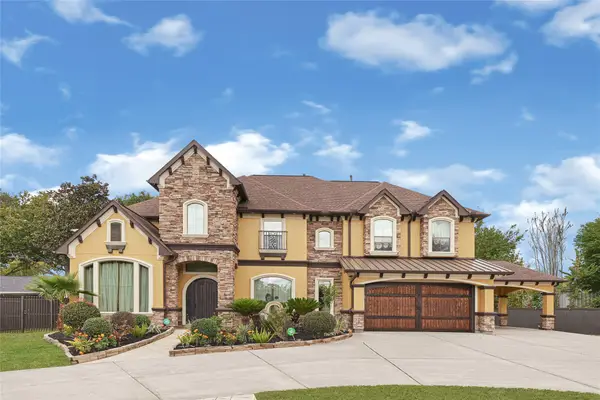 607 Spring Drive, Pasadena, TX 77504