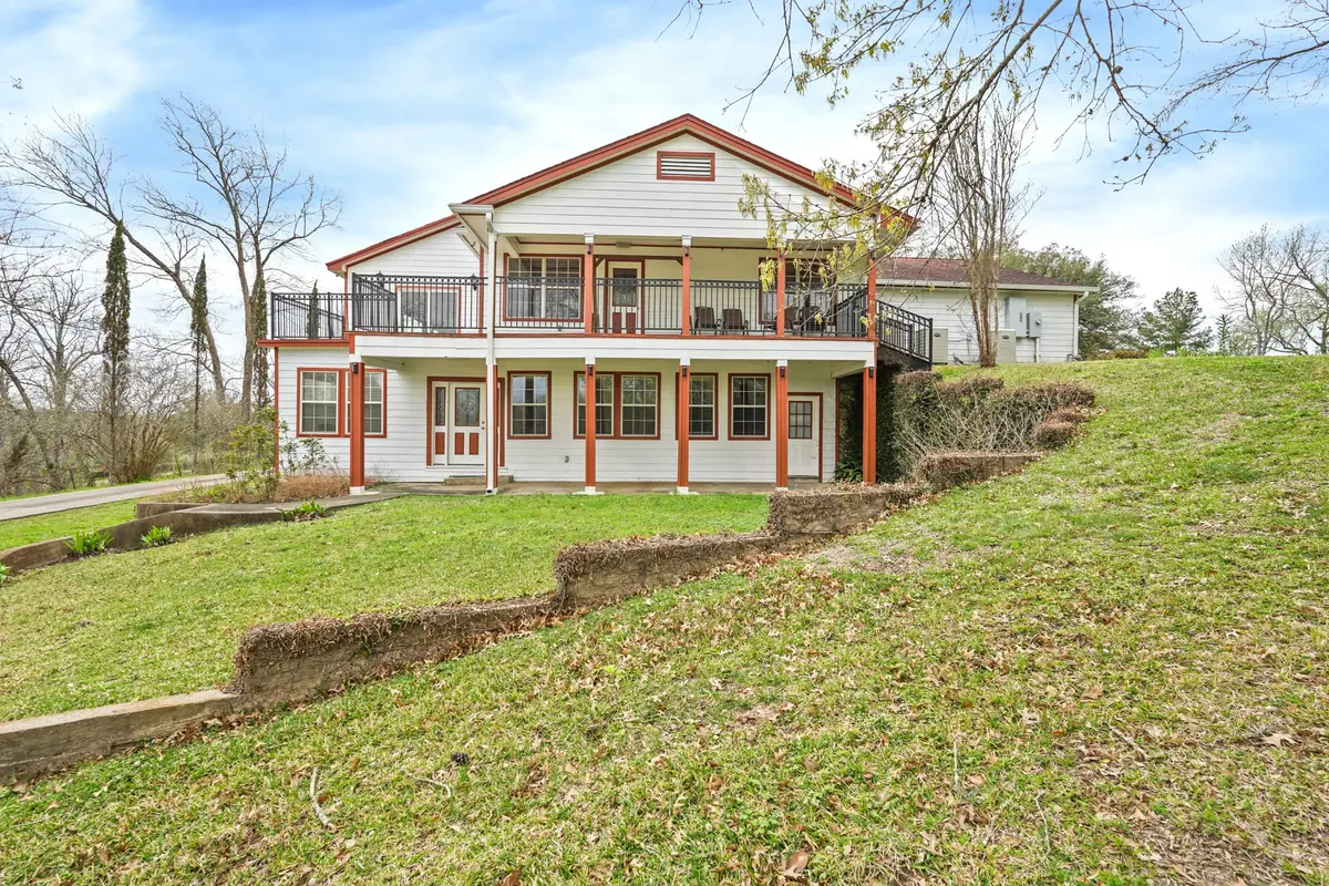 800 E Highway 90, Dayton, TX 77535 - #1