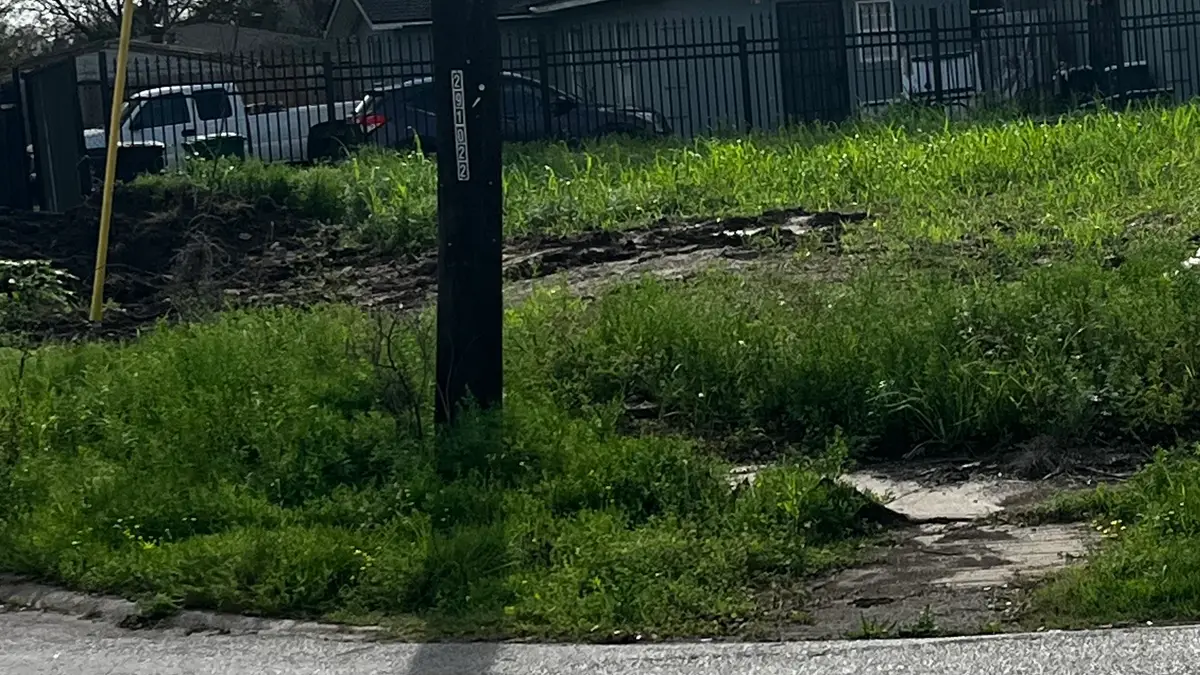 5102 Dieppe Street, Houston, TX 77033 - #1