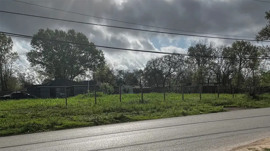 5102 Dieppe Street, Houston, TX 77033 - #2