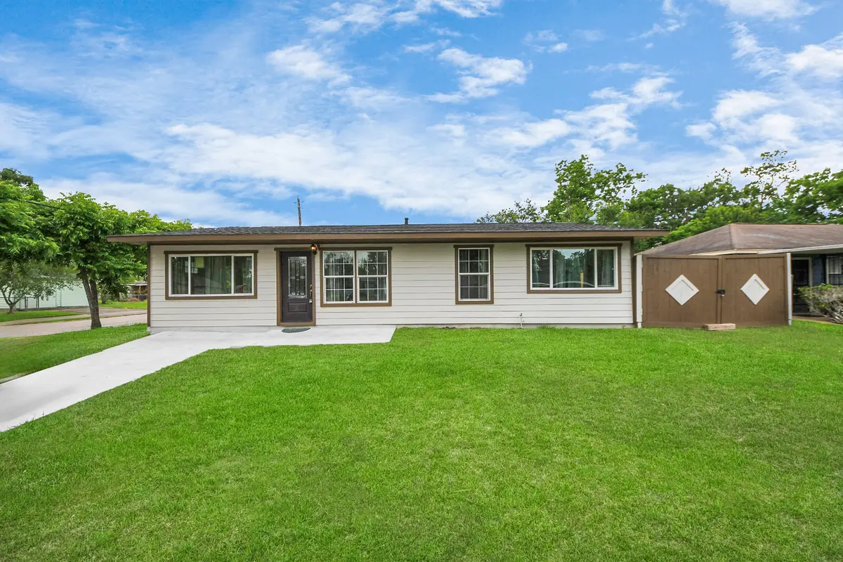 5903 Belneath Street, Houston, TX 77033 - #1