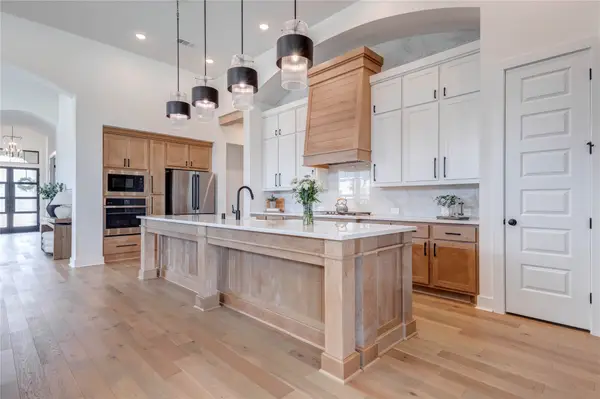 4510 Windmill Landing Lane, Fulshear, TX 77441