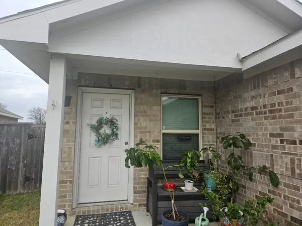 4367 Palmetto Grove Lane, Baytown, TX 77521