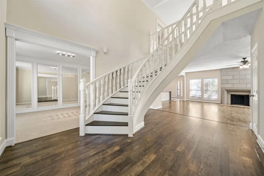 14823 Walbrook Drive, Sugar Land, TX 77498 - Image #2