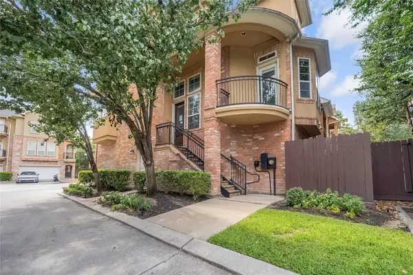 53 Versante Court, Houston, TX 77070