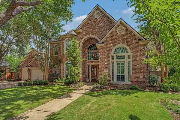 1811 Oak Shadow Court, Sugar Land, TX 77479