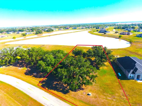 615 Lily Lane, Rosharon, TX 77583