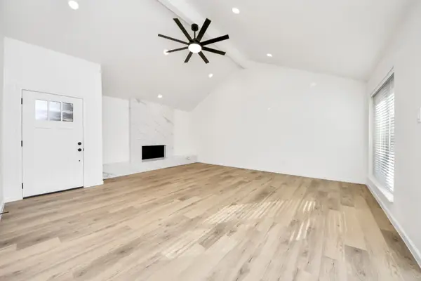 3305 Avenue R, Rosenberg, TX 77471