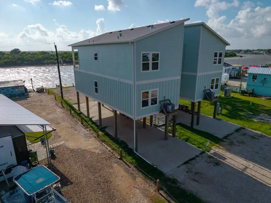 438 Private Road 670, Matagorda, TX 77457 - #2
