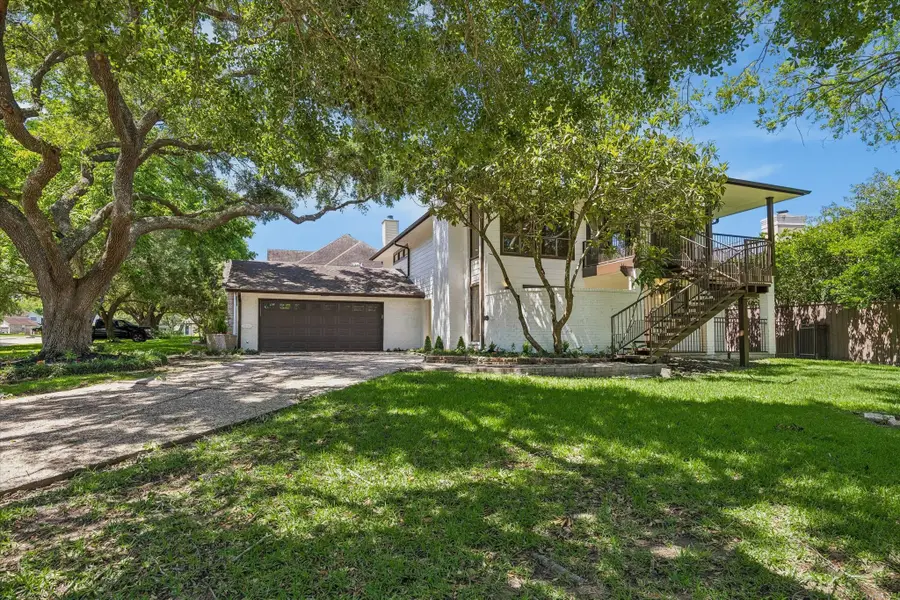 190 Dawns Edge Drive, Conroe, TX 77356 - #2