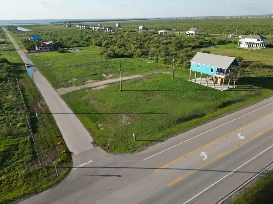 2305 Gumbo Drive, Gilchrist, TX 77617 - #2