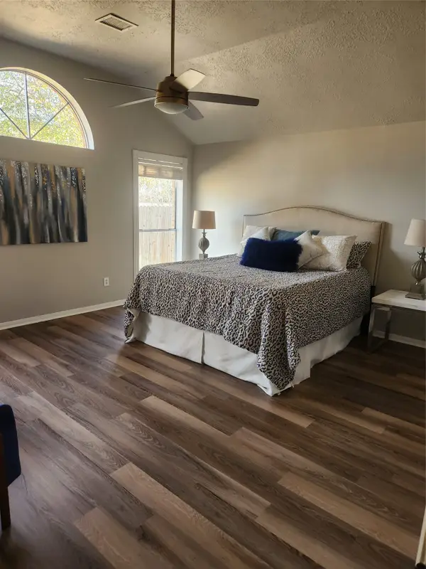 1915 W Welsford Drive, Spring, TX 77386