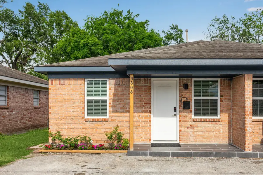 1210 Shelby Street, Houston, TX 77009 - Image #2