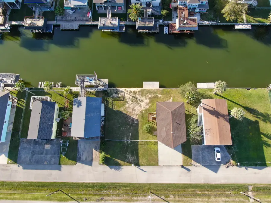 190 Barracuda, Bayou Vista, TX 77563 - #3