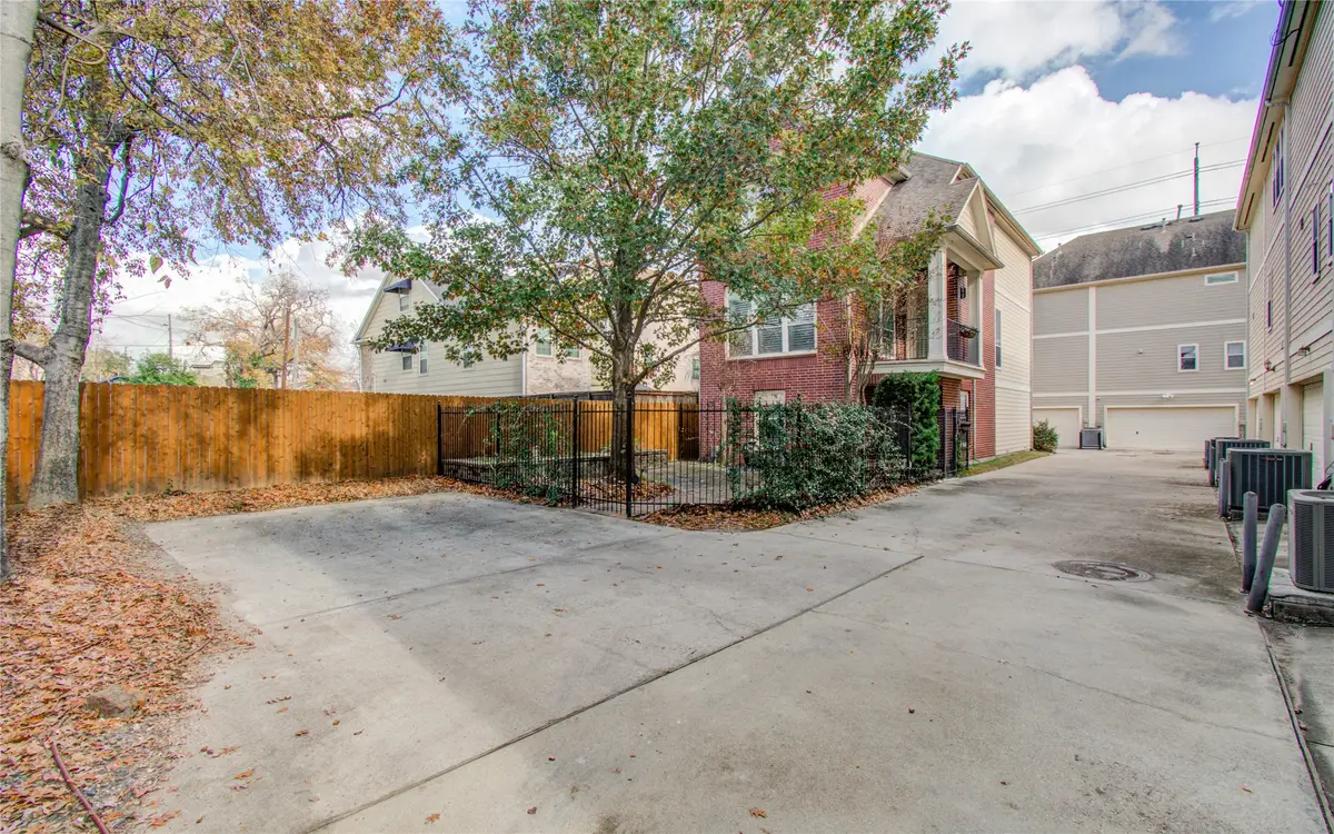 4100 Blossom Street #A, Houston, TX 77007 - Image #1