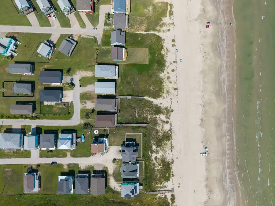 128 Mar Vista Court, Surfside Beach, TX 77541 - #3