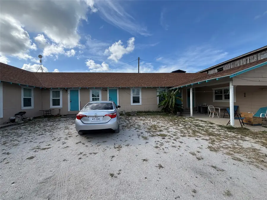 1301 N Ocean Drive, Port Lavaca, TX 77979 - #2