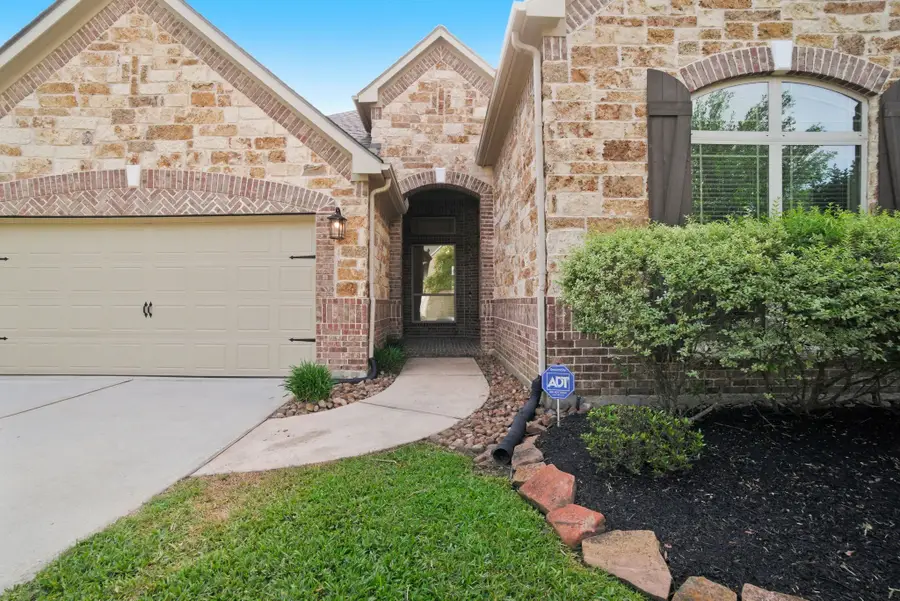 131 Hunter Hollow Drive, Montgomery, TX 77316 - #2
