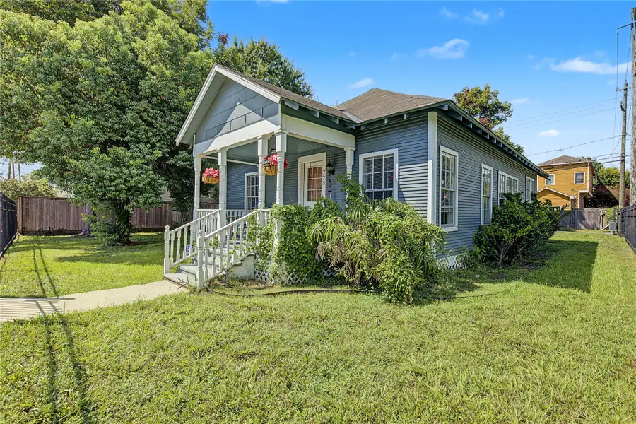 725 E 26th Street, Houston, TX 77009 - #2