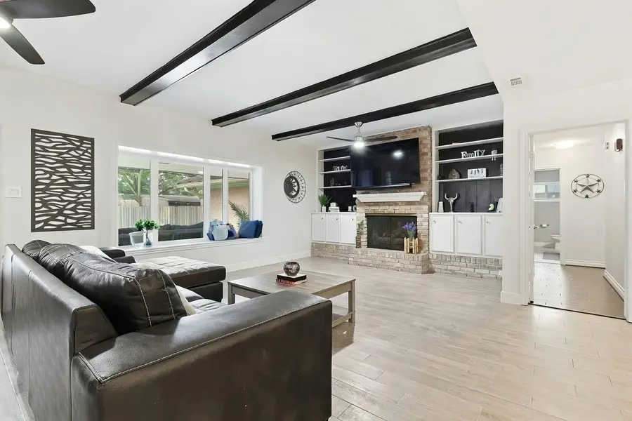 5218 Imogene Street, Houston, TX 77096 - Image #3