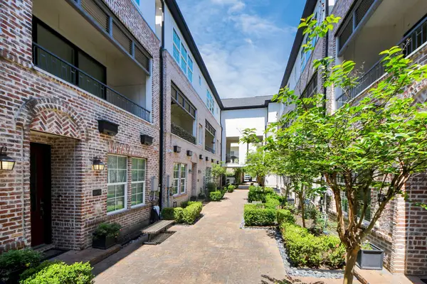 6072 Kansas Street, Houston, TX 77007