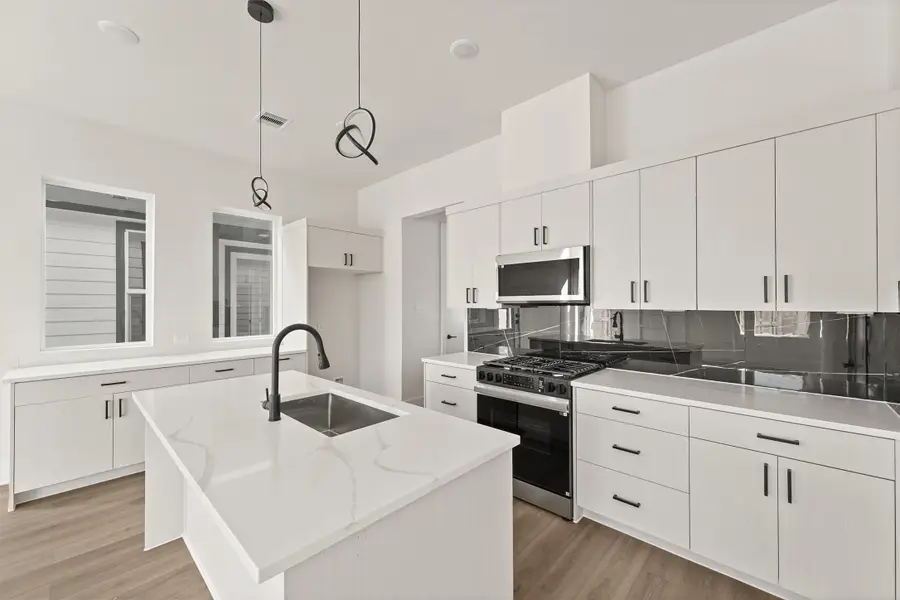 5315 Teodoro Lane, Houston, TX 77091 - Image #2