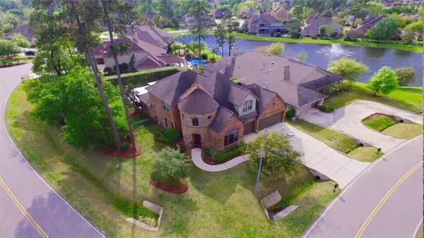 25207 Hideaway Run Drive, Spring, TX 77389