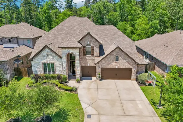1700 Graystone Hills Drive, Conroe, TX 77304