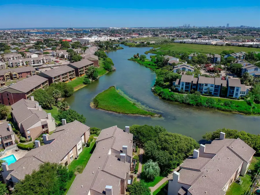 3220 69th Street #F4, Galveston, TX 77551 - Image #3