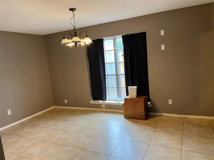 84 W Park West Drive, Houston, TX 77072 - Image #3