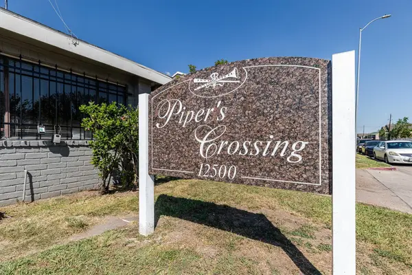 12500 Sandpiper Drive #11, Houston, TX 77035