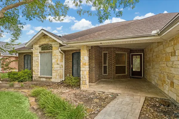 1215 Westglen Drive, Alvin, TX 77511