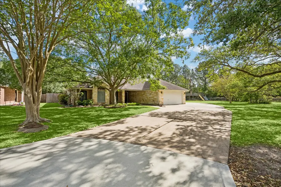 1215 Westglen Drive, Alvin, TX 77511 - #2