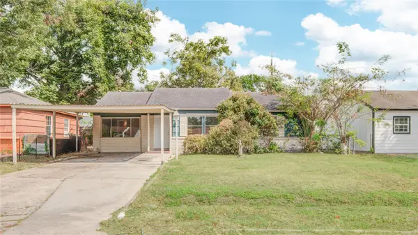 9317 Cathedral Drive, Houston, TX 77051