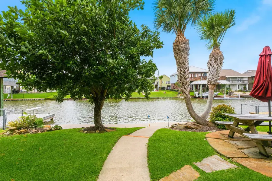 23 N Sandpiper Street, La Marque, TX 77568 - #3